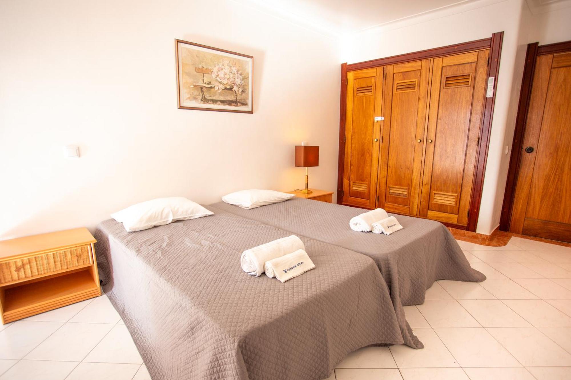 Colibri By Hellovacations Apartment Albufeira Luaran gambar