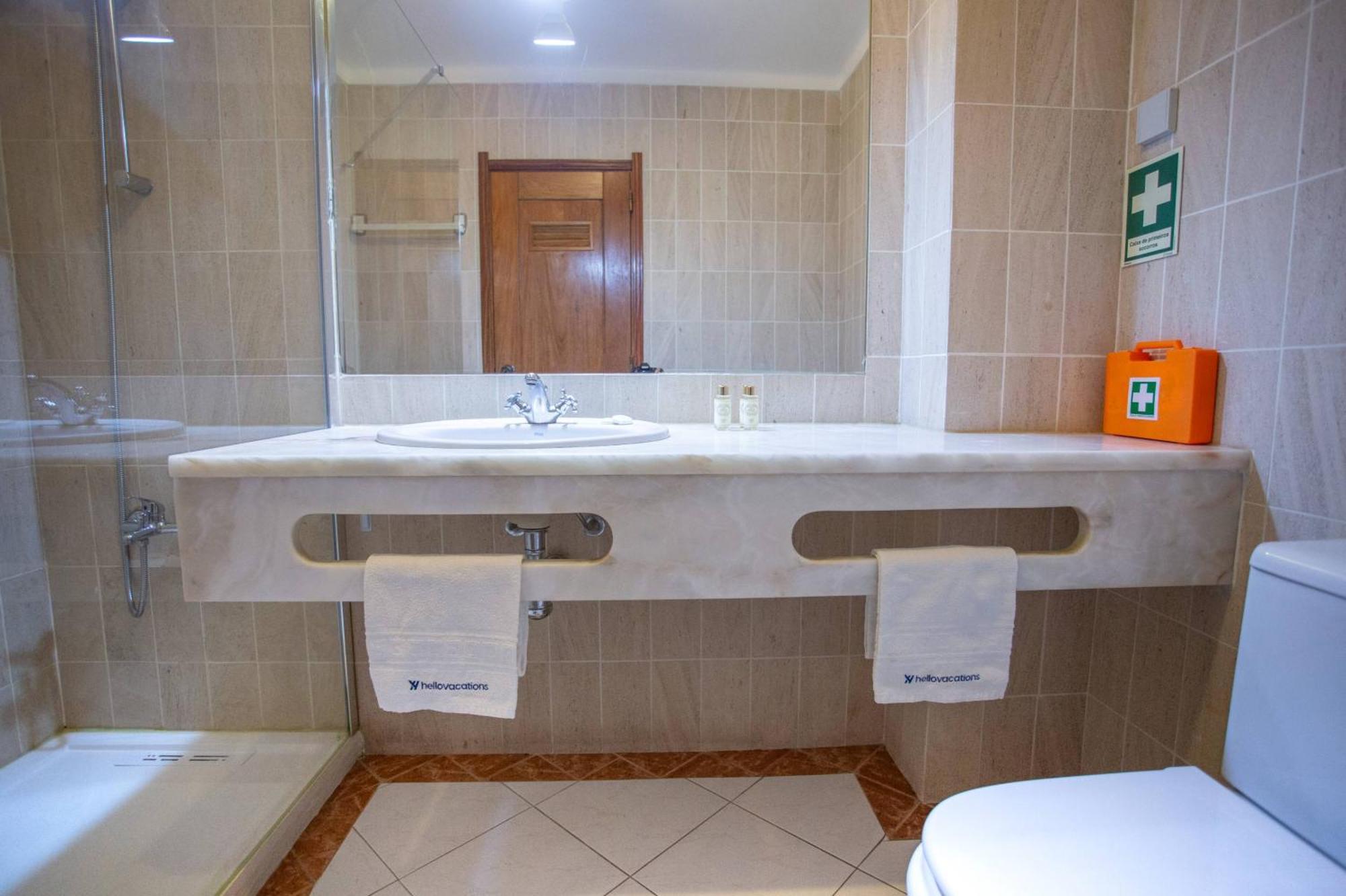 Colibri By Hellovacations Apartment Albufeira Luaran gambar