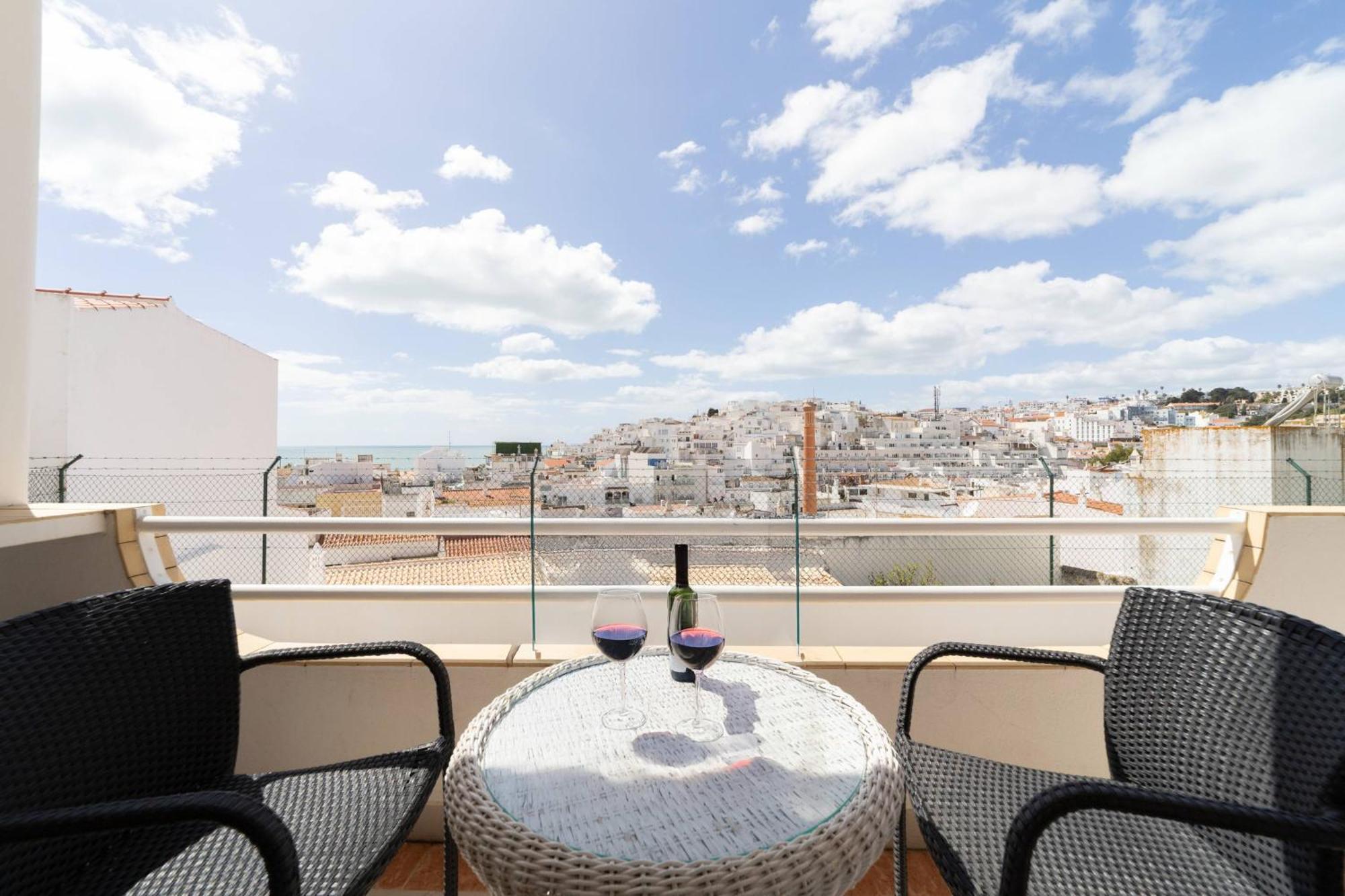 Colibri By Hellovacations Apartment Albufeira Luaran gambar