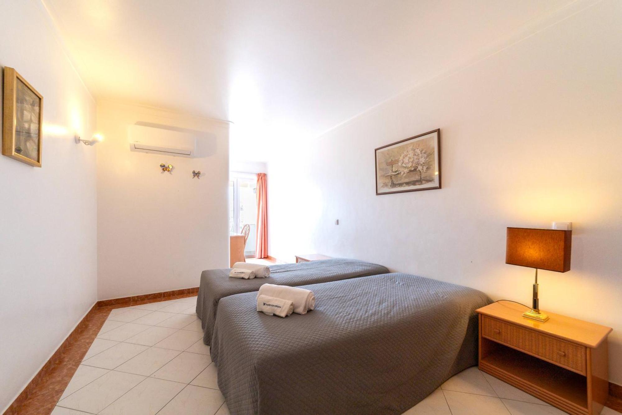 Colibri By Hellovacations Apartment Albufeira Luaran gambar